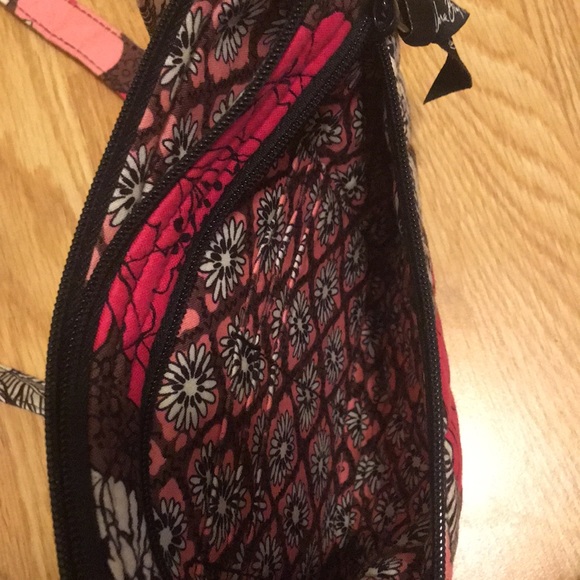 Mocha Rouge Vera Bradley Crossbody Bag - Picture 4 of 7